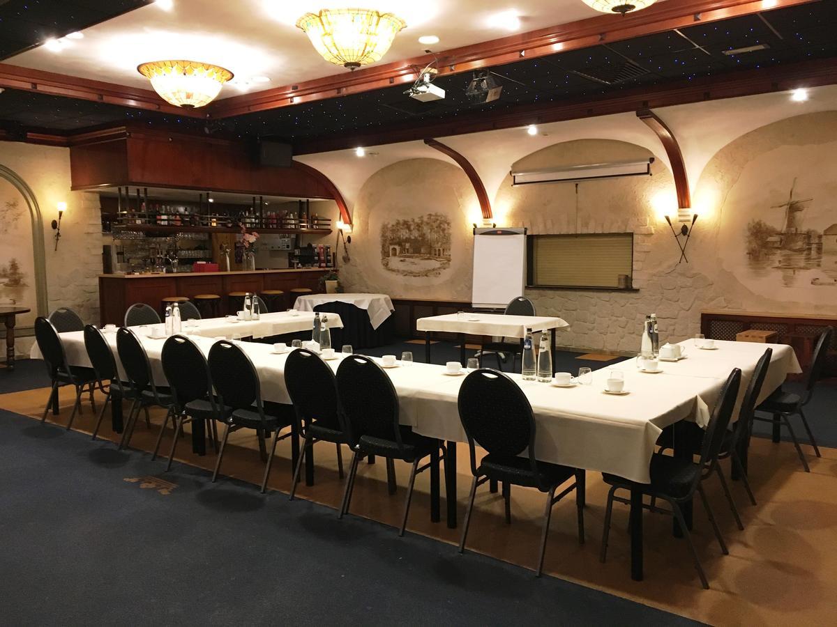 Oke Hotel De Leygraaf Heeswijk Dinther Uden Eksteriør billede